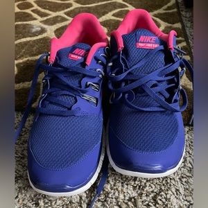 Women’s Nike shoes - indigo and pink size 12
